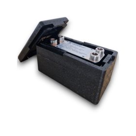   Lemezes hőcserélő szigeteléssel 40 lemez 85kW teljesítmény 4x3/4” külső csatlakozással