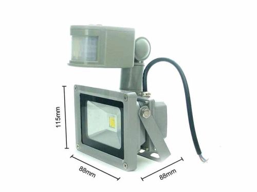 Mozgásérzékelős LED lámpa 12V 20W PIR szenzor, energiatakarékos fényvető