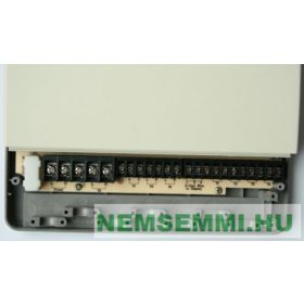 Napkollektor vezérlés SR868 12V egyenáramú  2 szivattyú, 1 motoros szelep, fűtés kapcsolása, 2000 W 